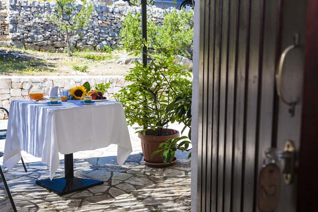 B&B Pozzo Di Luce (Adults Only) Monopoli Bagian luar foto